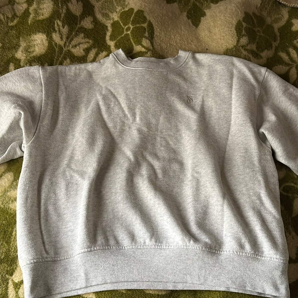 VS lounge sweater